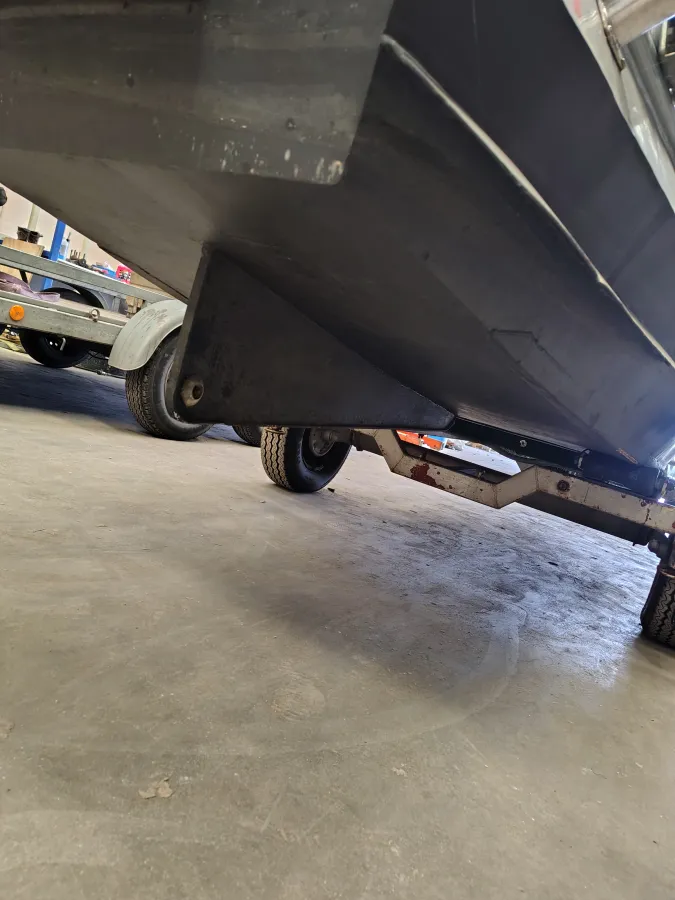 Steel Budgetboat Cabin boat 477