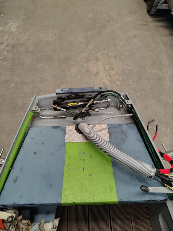 Steel Budgetboat Cabin boat 477