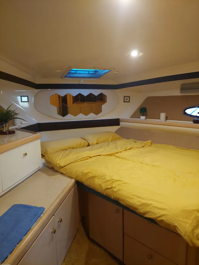 Other material Motorboat Carver Mariner 350