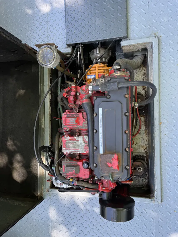 Steel Sloop Motorsloep 875