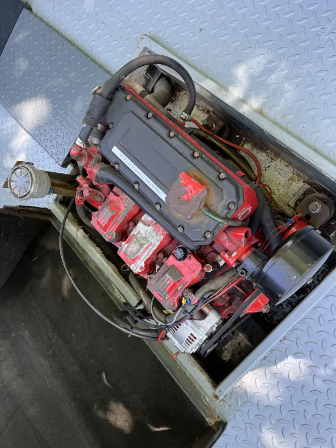 Steel Sloop Motorsloep 875