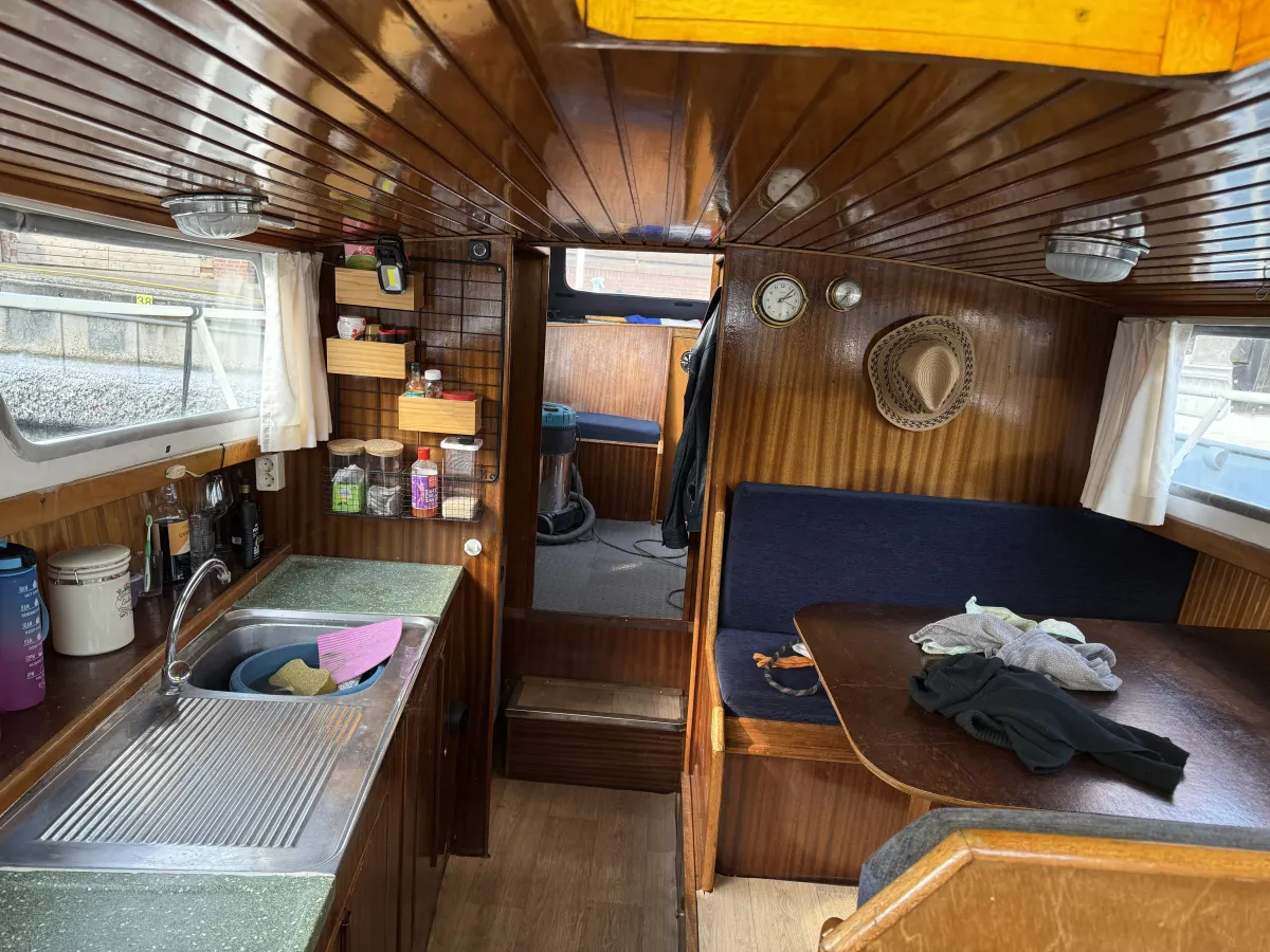 Acier Bateau à moteur Stabila 840