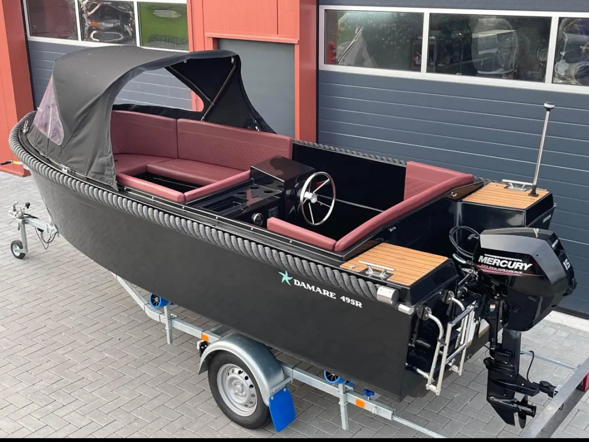 Polyester Barque Damare 49SR