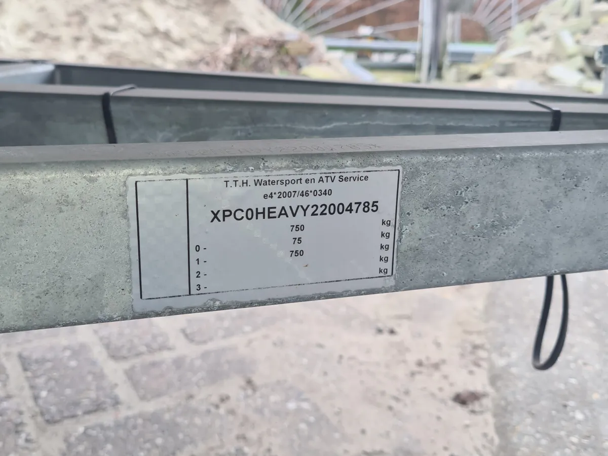 Polyester Barque Damare 49SR