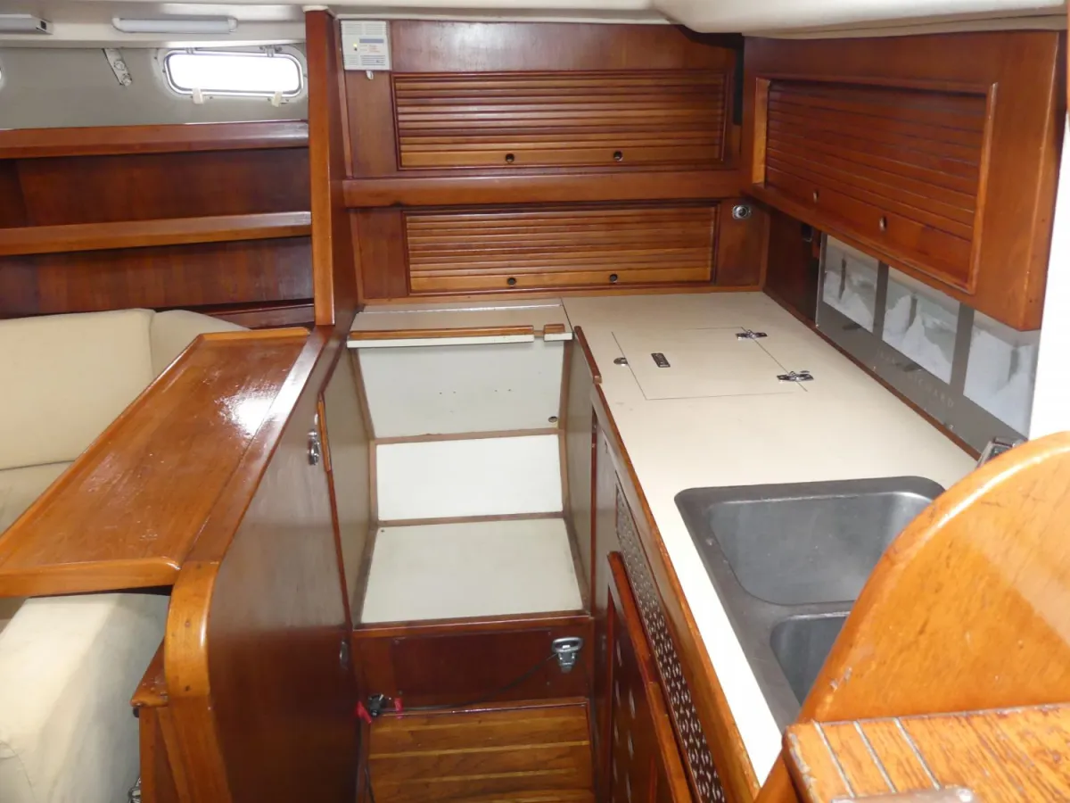 Polyester Zeilboot Morgan Out Island 41