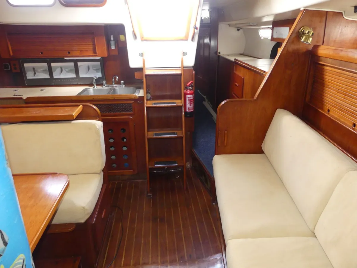 Polyester Zeilboot Morgan Out Island 41