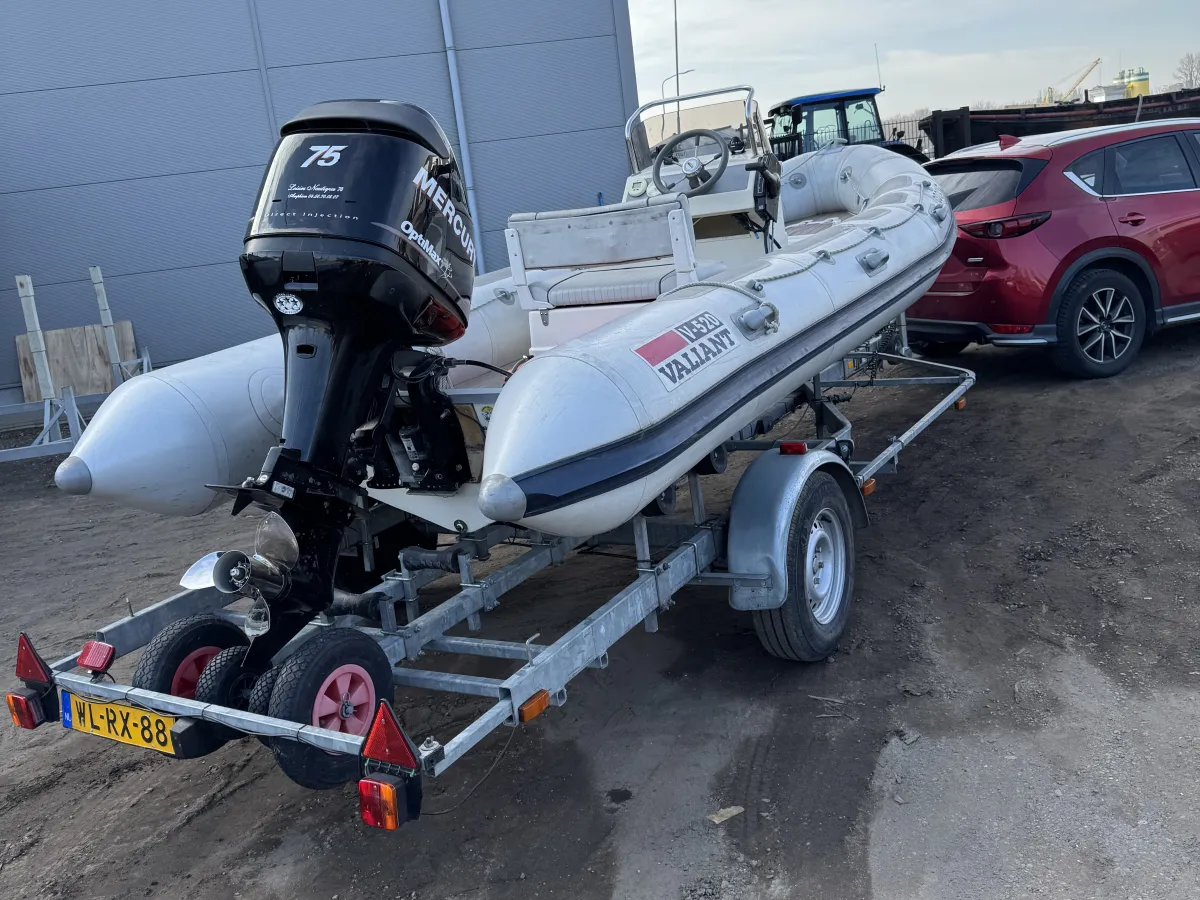 Polyester RIB Valiant Vanguard 520