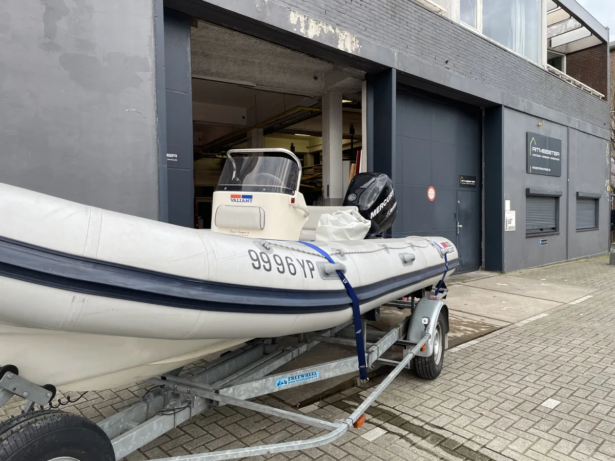 Polyester RIB Valiant Vanguard 520