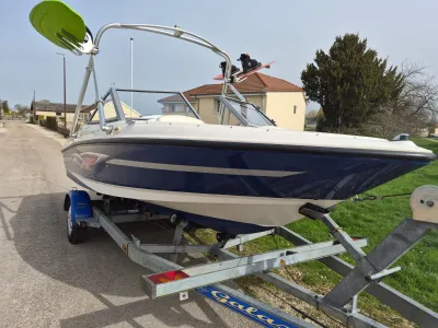 Polyester Motorboot Bayliner 175 XT Foto 1