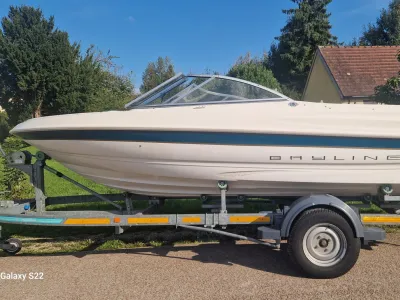 Polyester Motorboat Bayliner 1750 CAPRI Photo 9