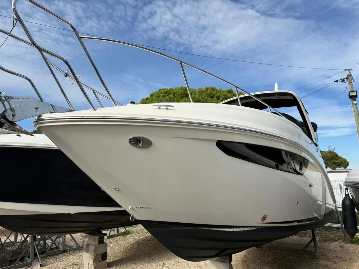 Polyester Motorboot Sea Ray 265 Sundancer