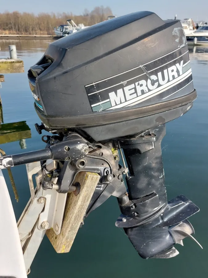 Polyester Sailboat Kelt 550