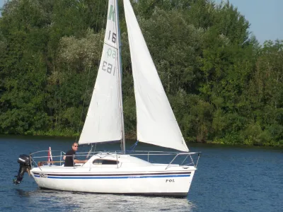 Polyester Sailboat Kelt 550 Photo 0