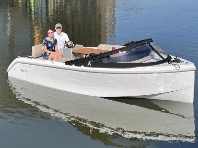 Composiet Sloep Rand Picnic 18 Foto 3