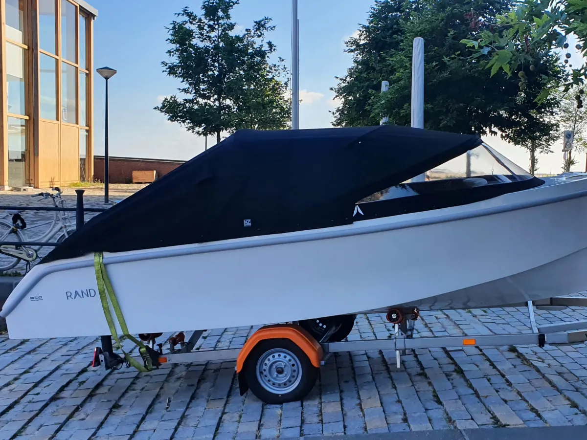 Composiet Sloep Rand Picnic 18