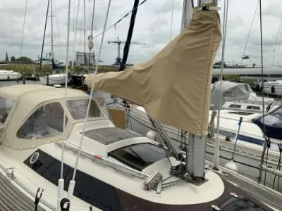 Polyester Sailboat Dehler Optima 101 Photo 1