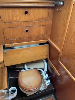 Polyester Sailboat Dehler Optima 101 Photo 17