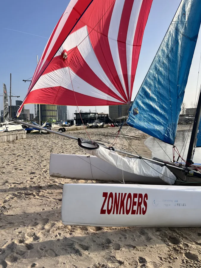 Polyester Open zeilboot Nacra 570 mk1