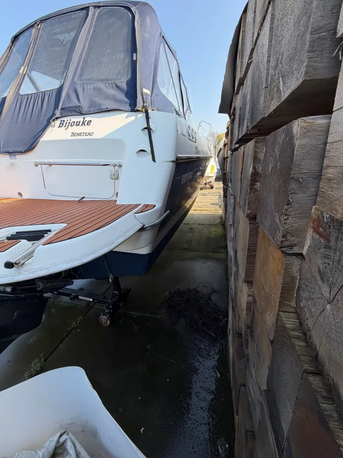 Polyester Speedboot Beneteau Flyer Viva 9.20