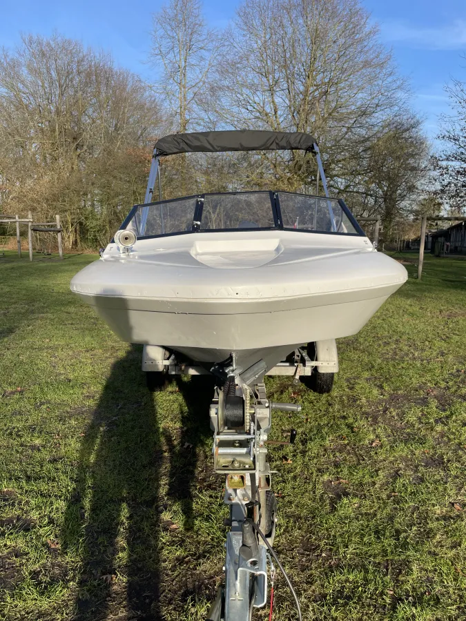 Polyester Bateau rapide Fletcher Arrowbeau 17