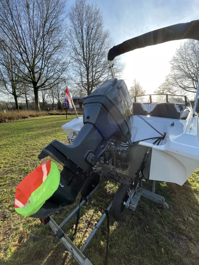 Polyester Bateau rapide Fletcher Arrowbeau 17