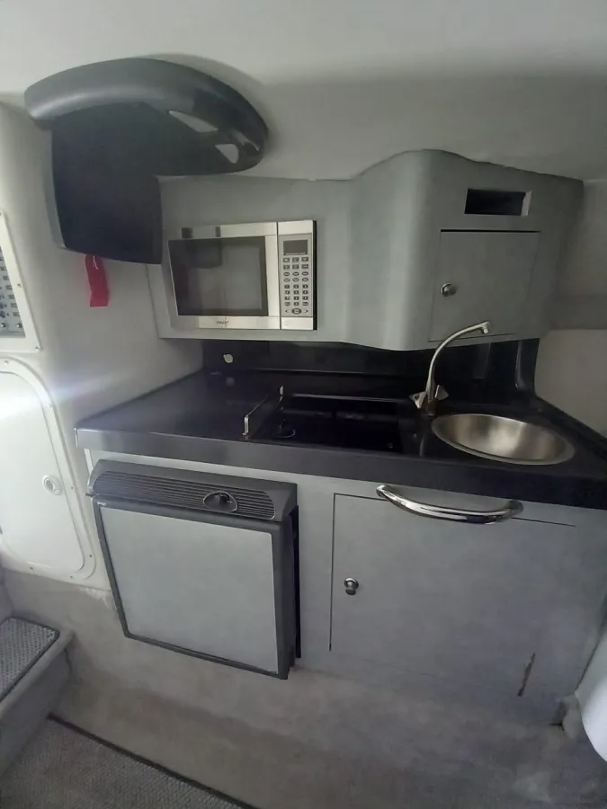 Polyester Speedboat Baja 40 Outlaw