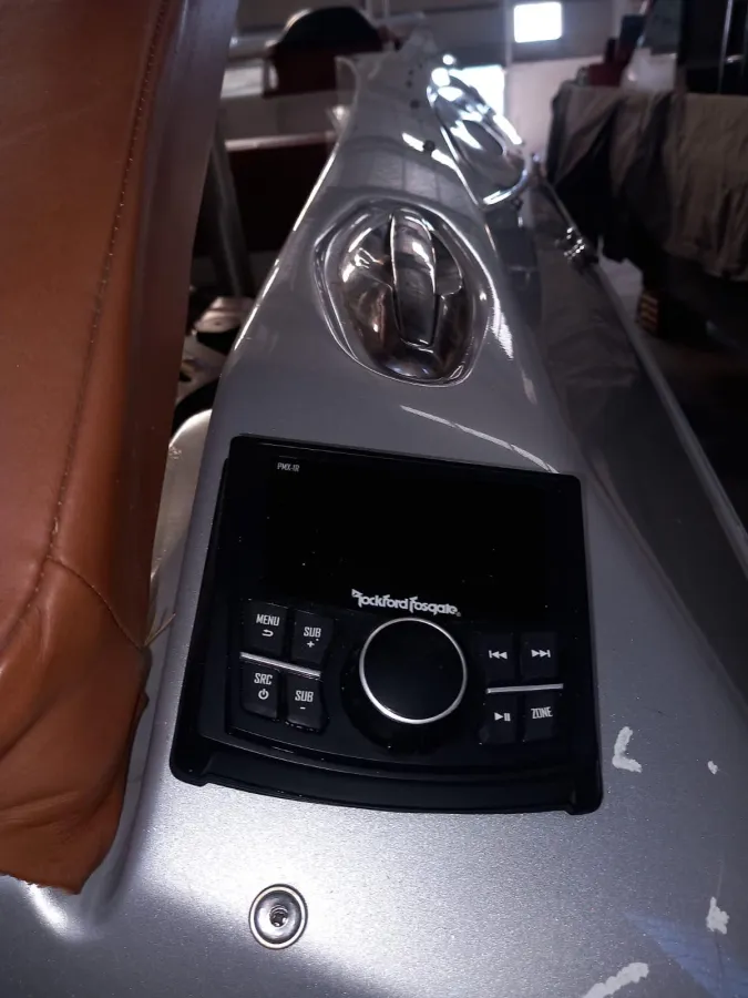 Polyester Speedboat Baja 40 Outlaw