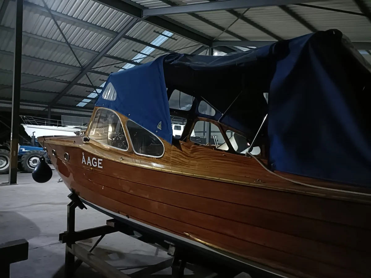 Holz Motorboot Storebro Solo Ruff 25