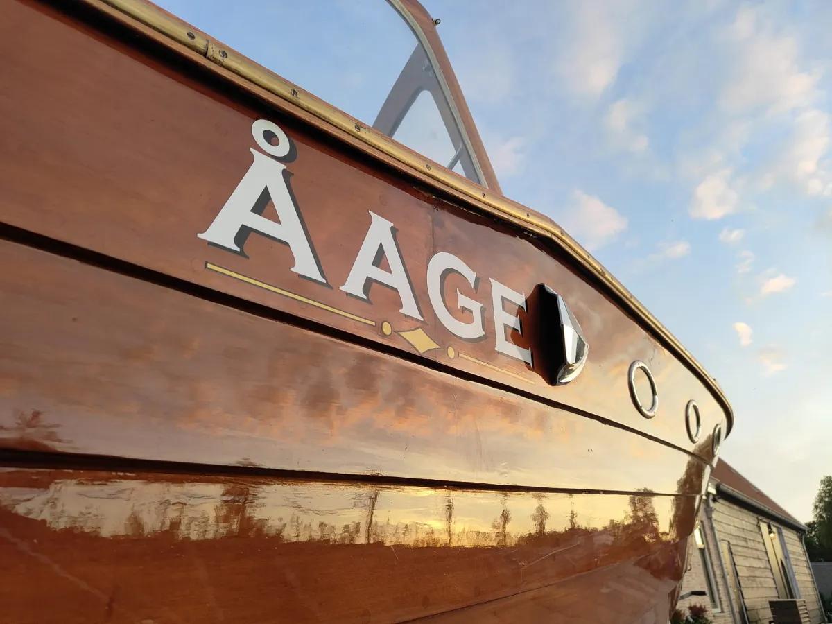 Holz Motorboot Storebro Solo Ruff 25