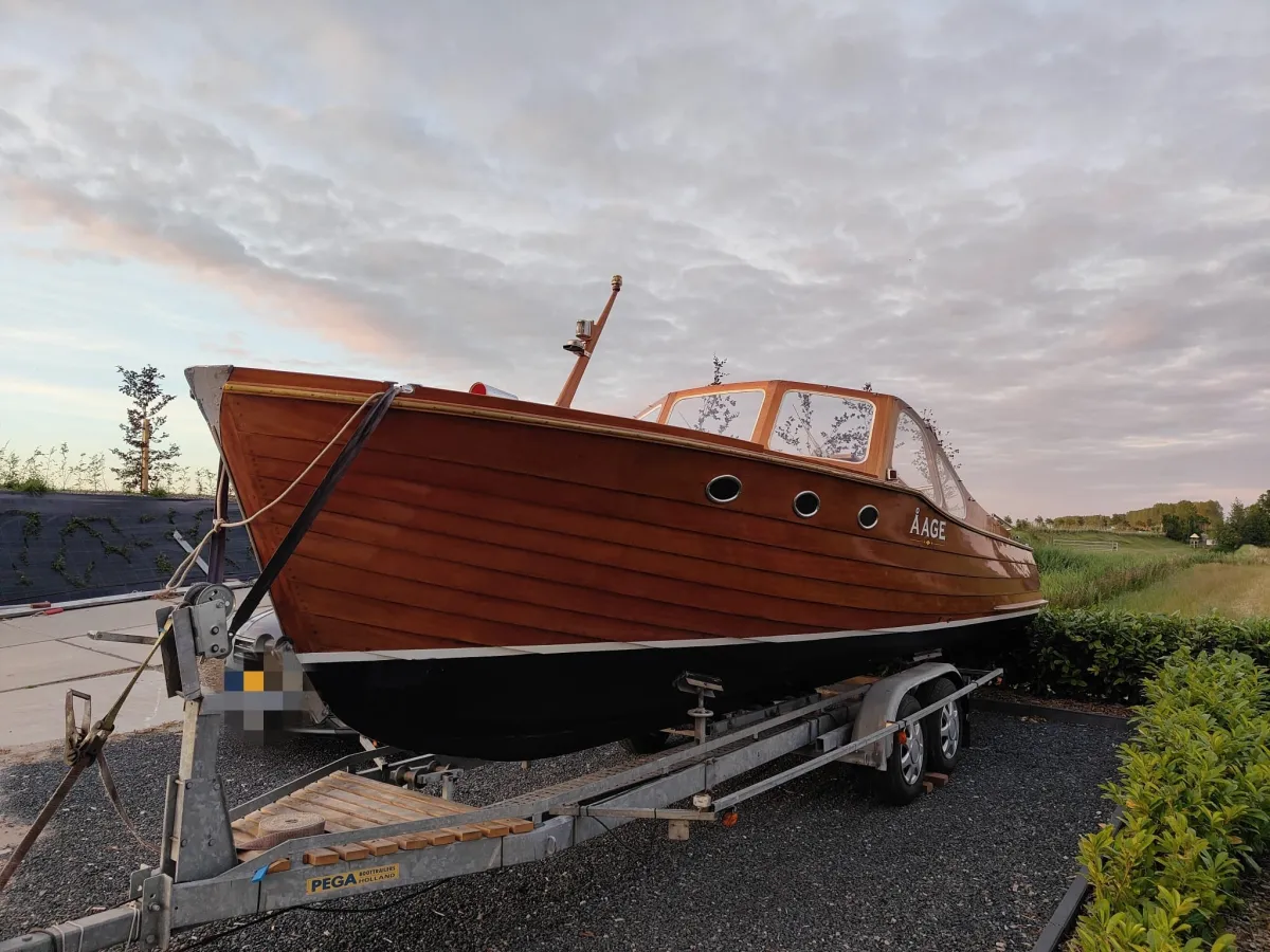 Holz Motorboot Storebro Solo Ruff 25