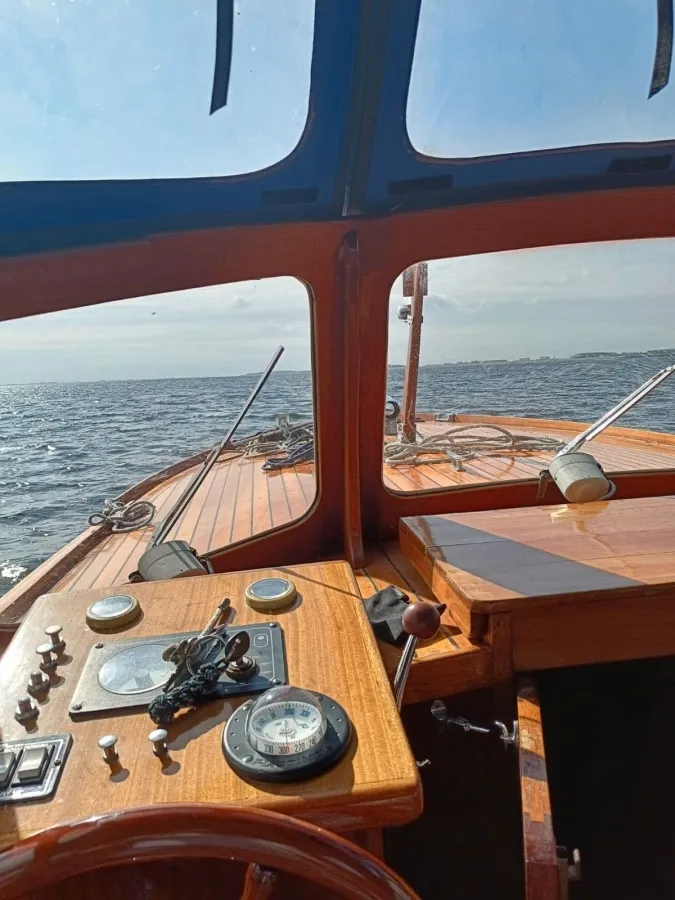 Holz Motorboot Storebro Solo Ruff 25