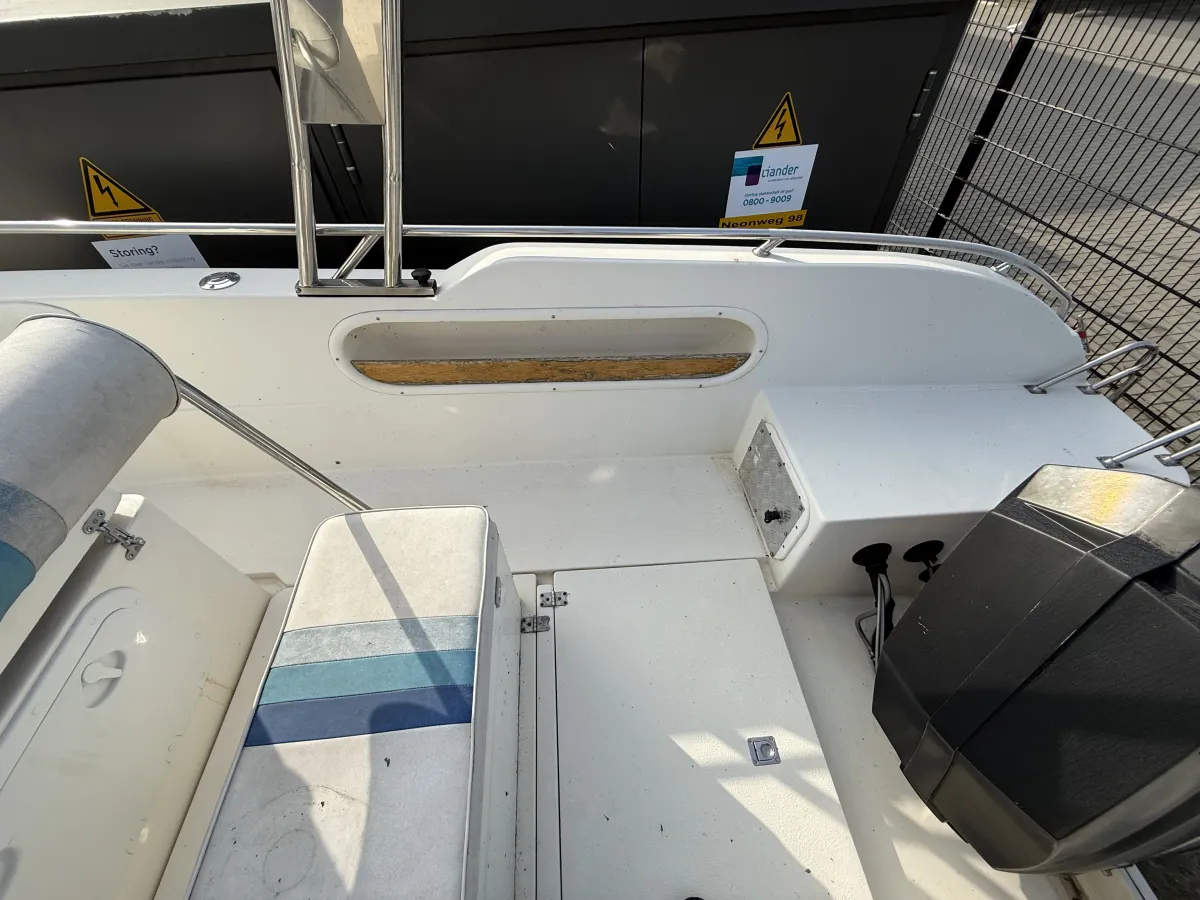Polyester Consoleboot Lamberti Yama 22 P7