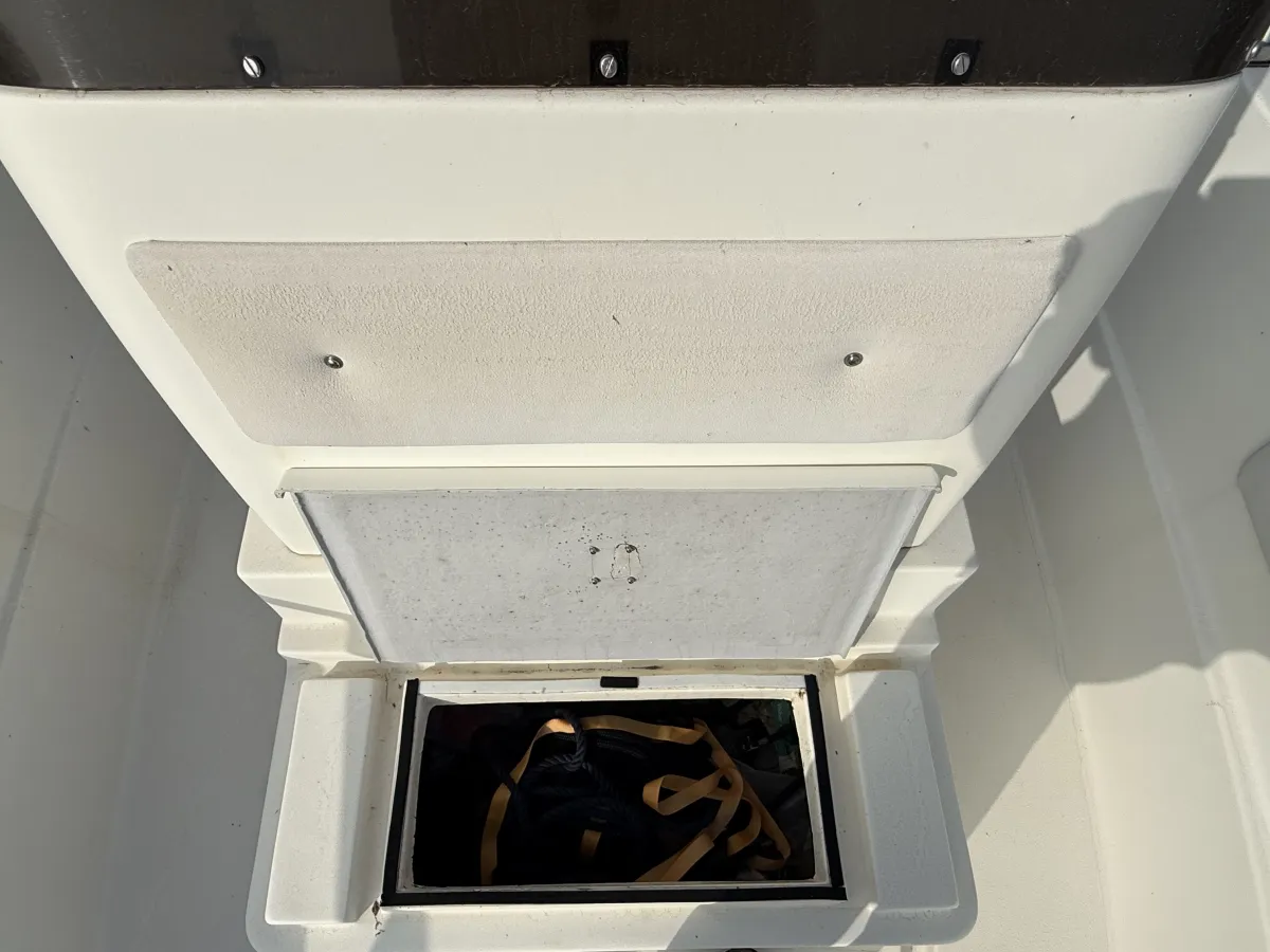 Polyester Consoleboot Lamberti Yama 22 P7