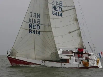 Hout Zeilboot Waarschip 28 LD Foto 1