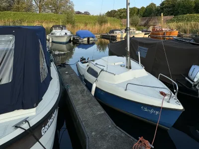 Polyester Segelboot Segelboot 500 Foto 0