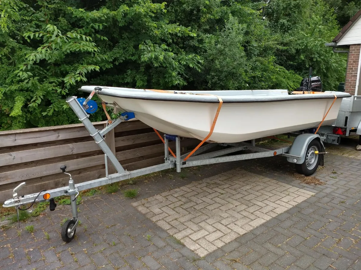 Polyester Open motorboot Jata California Skiff JV1450