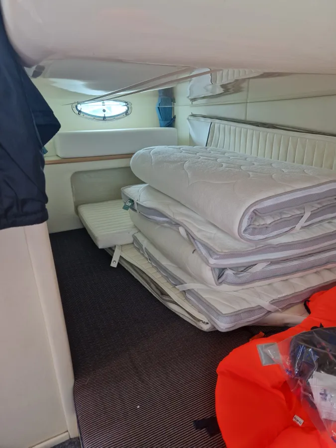 Polyester Speedboot Fairline Targa 29