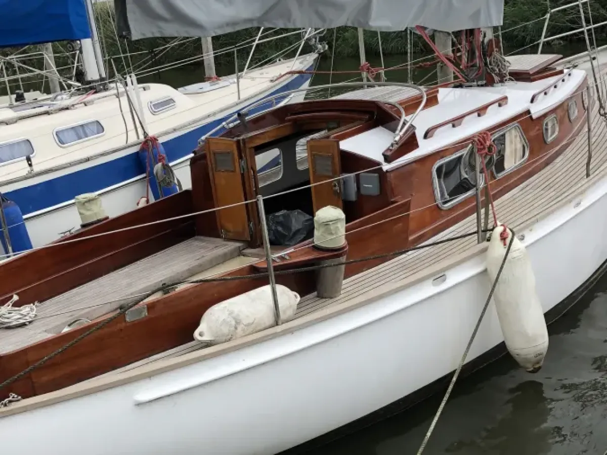 Staal Zeilboot Marker 1