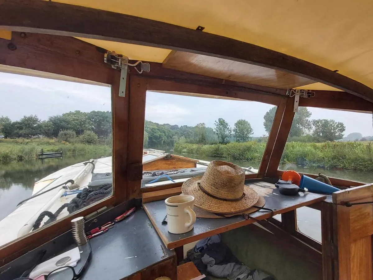 Staal Motorboot Bakdekker 900