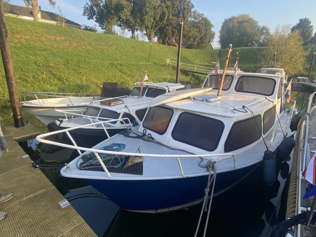 Stahl Motorboot Cascaruda 820