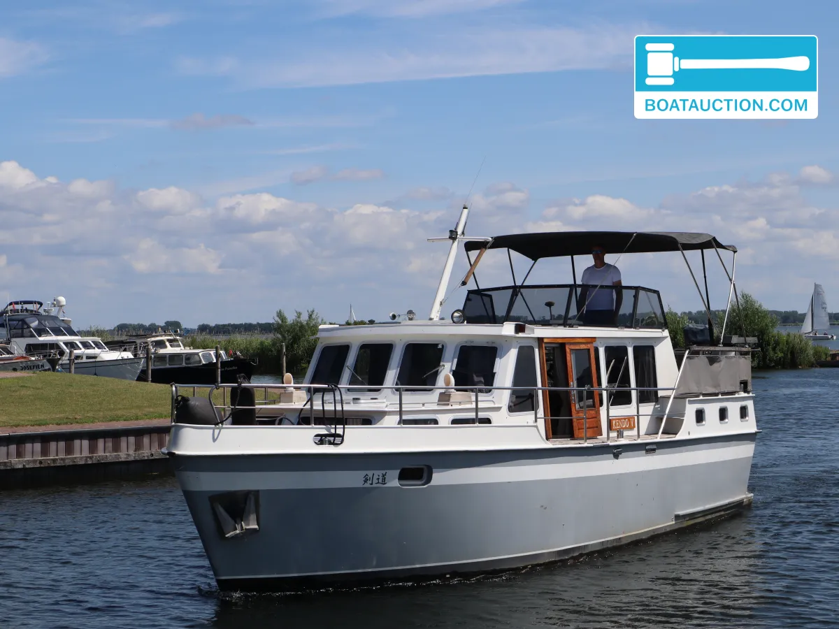 Thumbnail - Visserstrawler 1050