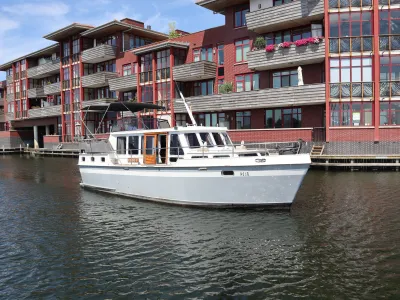 Staal Motorboot Visserstrawler 1050 Foto 2