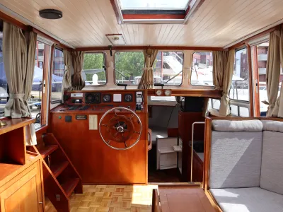 Staal Motorboot Visserstrawler 1050 Foto 6