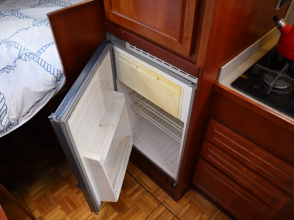 Staal Motorboot Visserstrawler 1050