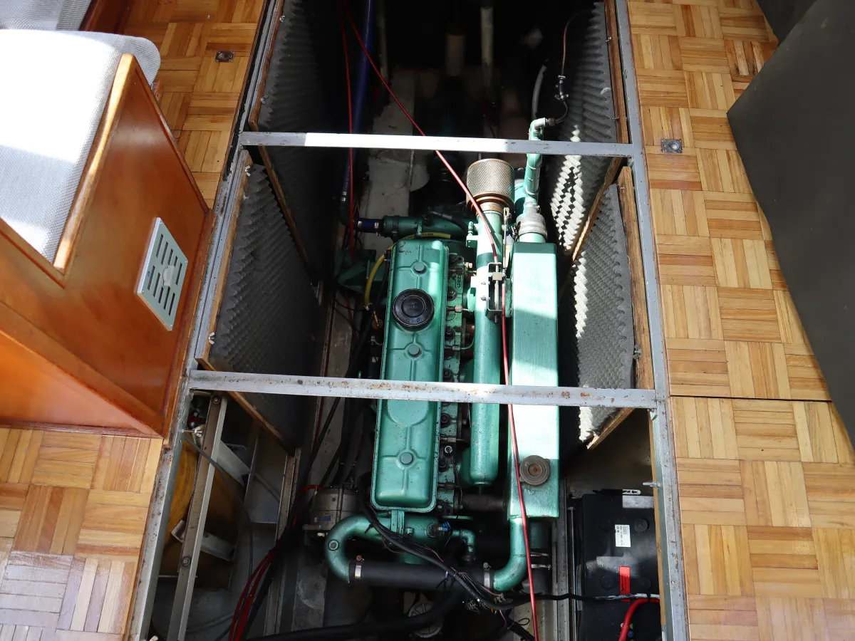 Staal Motorboot Visserstrawler 1050