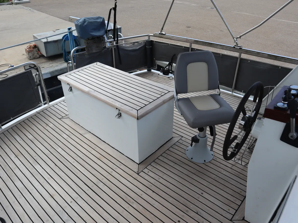 Staal Motorboot Visserstrawler 1050