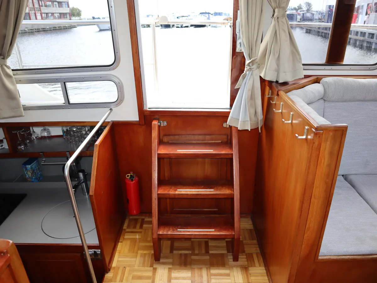 Staal Motorboot Visserstrawler 1050