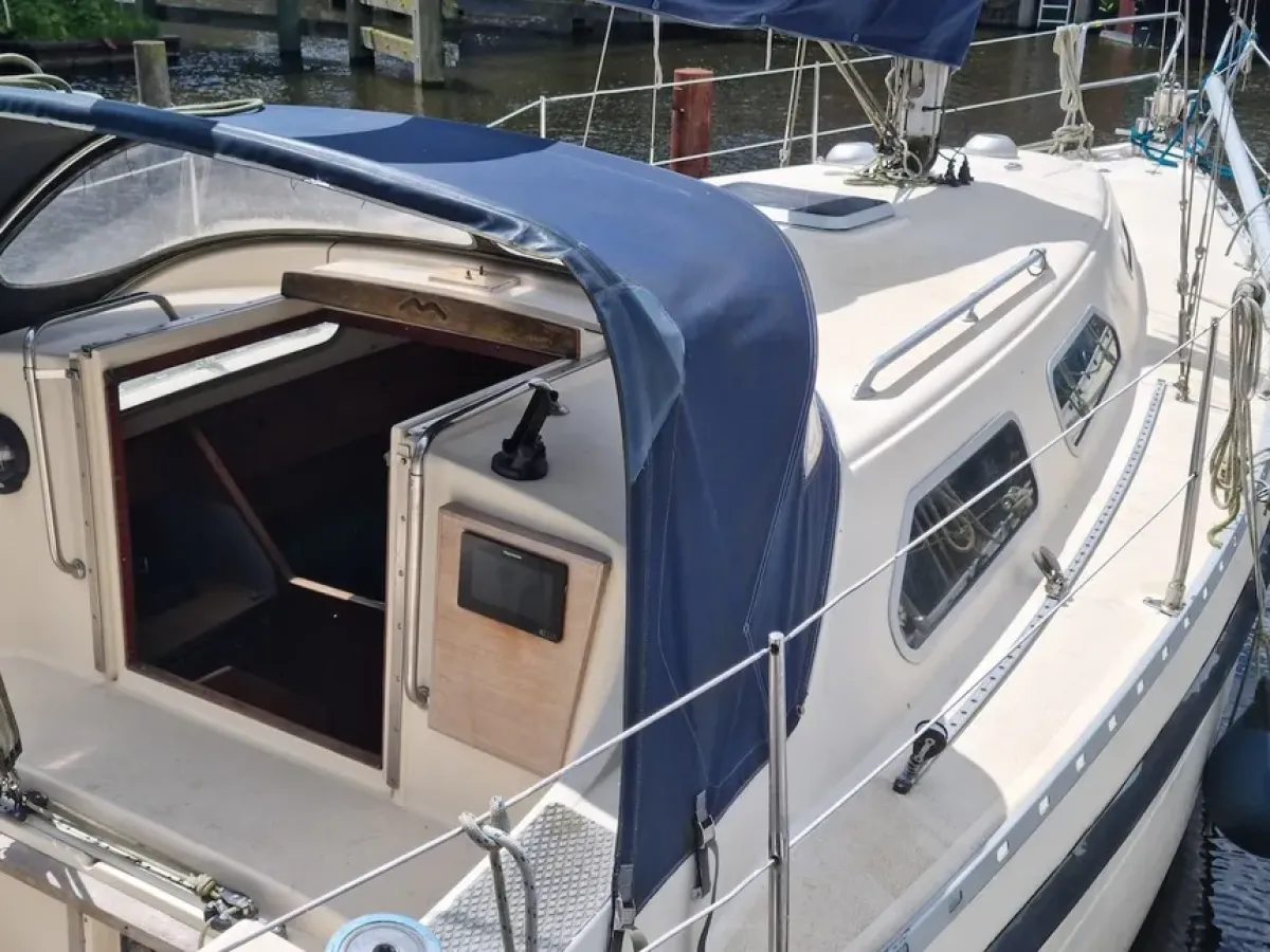 Polyester Voilier Marieholm 32e