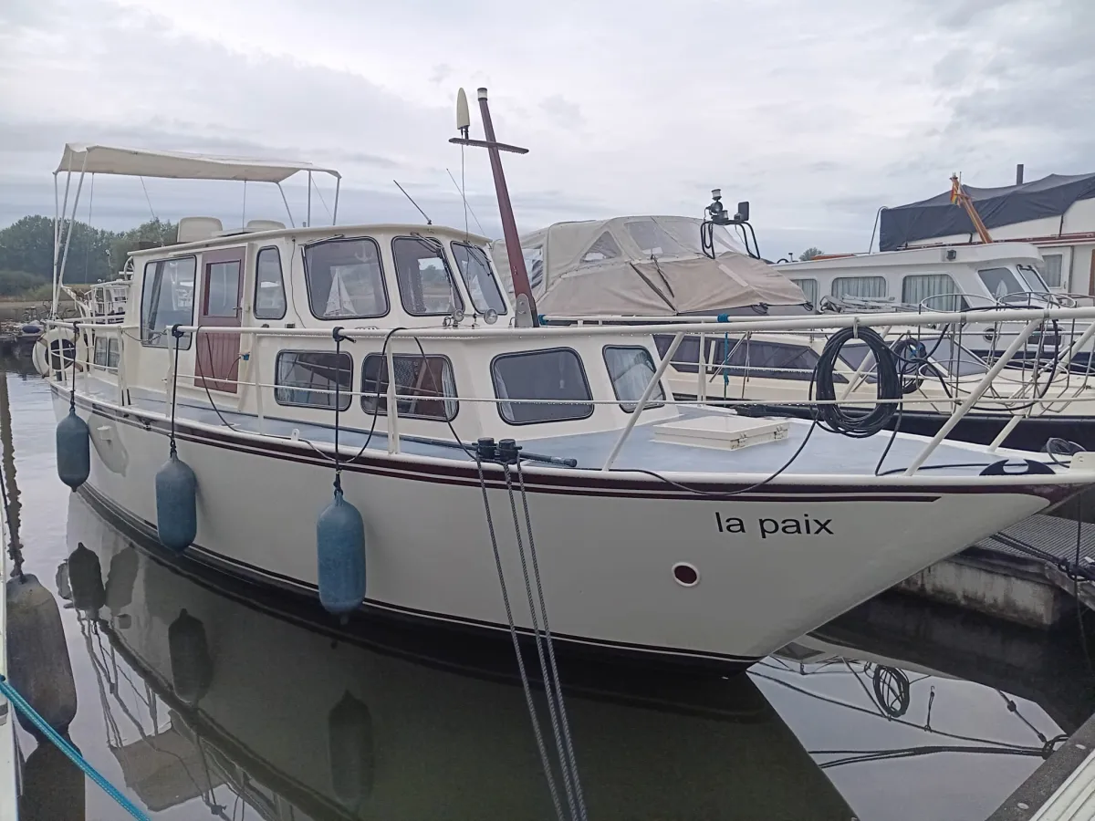 Staal Motorboot Bruhas 1000