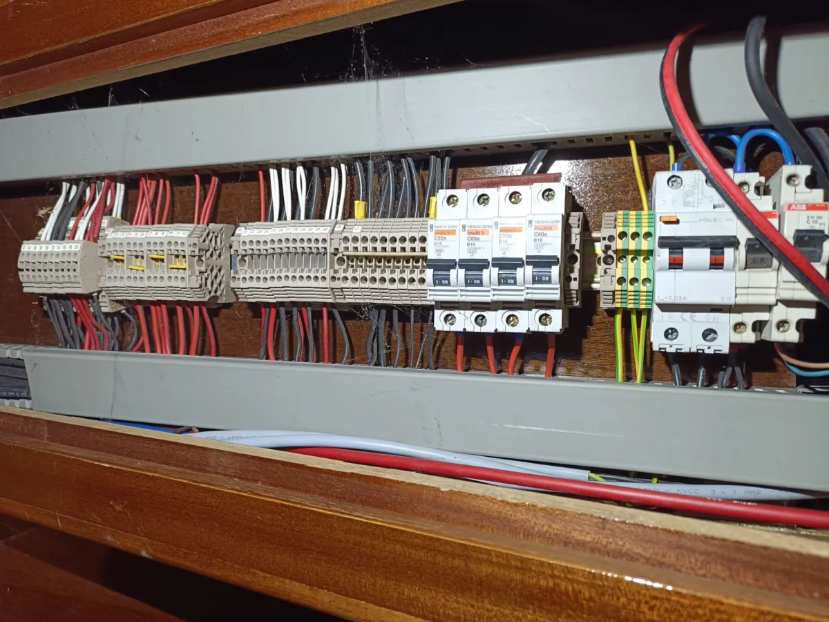 Wood Motorboat Storebro Solo Ruff 25